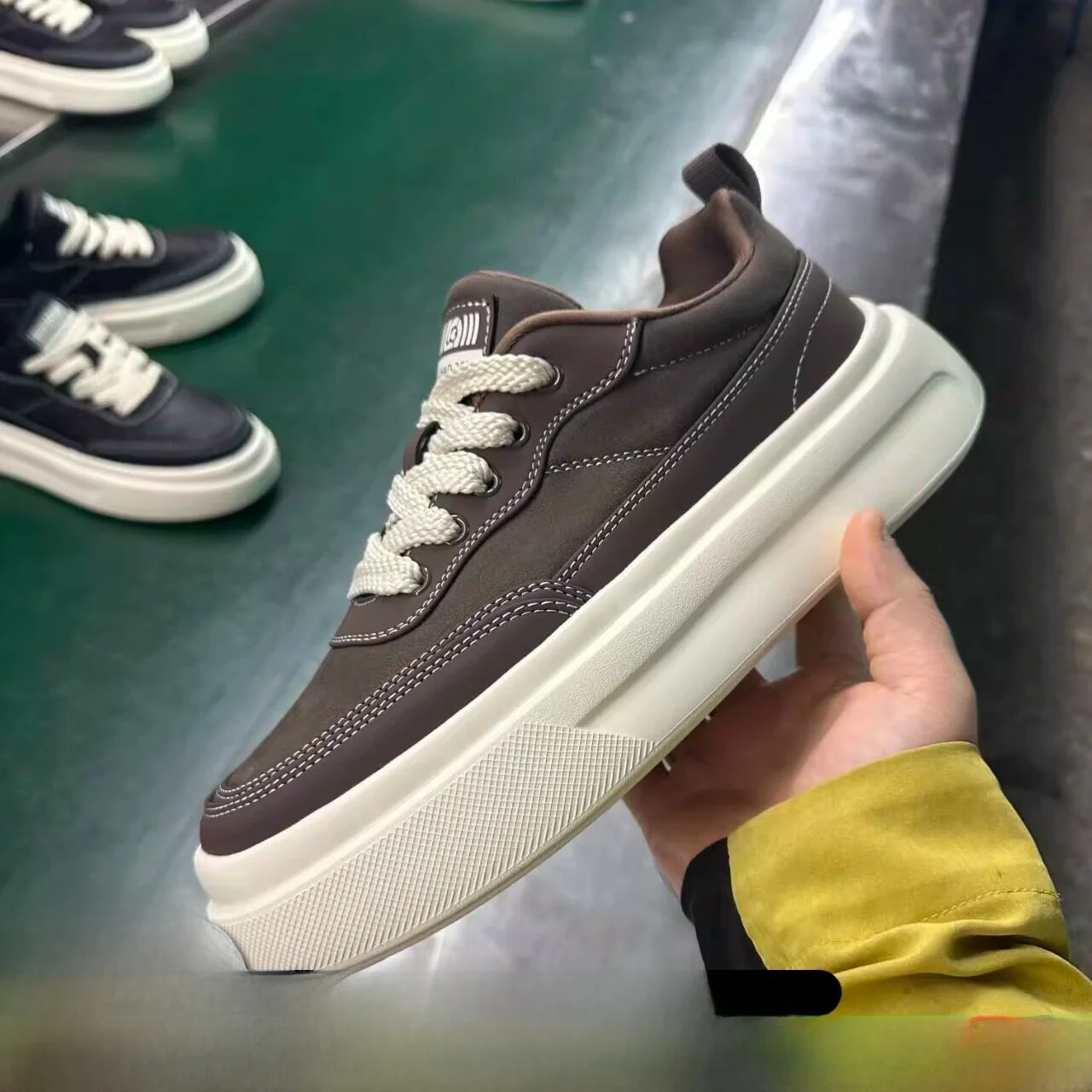 

Thickened Warmth Rubber Foaming Crystal Fleece Ultra-Leather Interior Men's Casual Shoes Autumn Winter Low Top Lace-Up round Toe