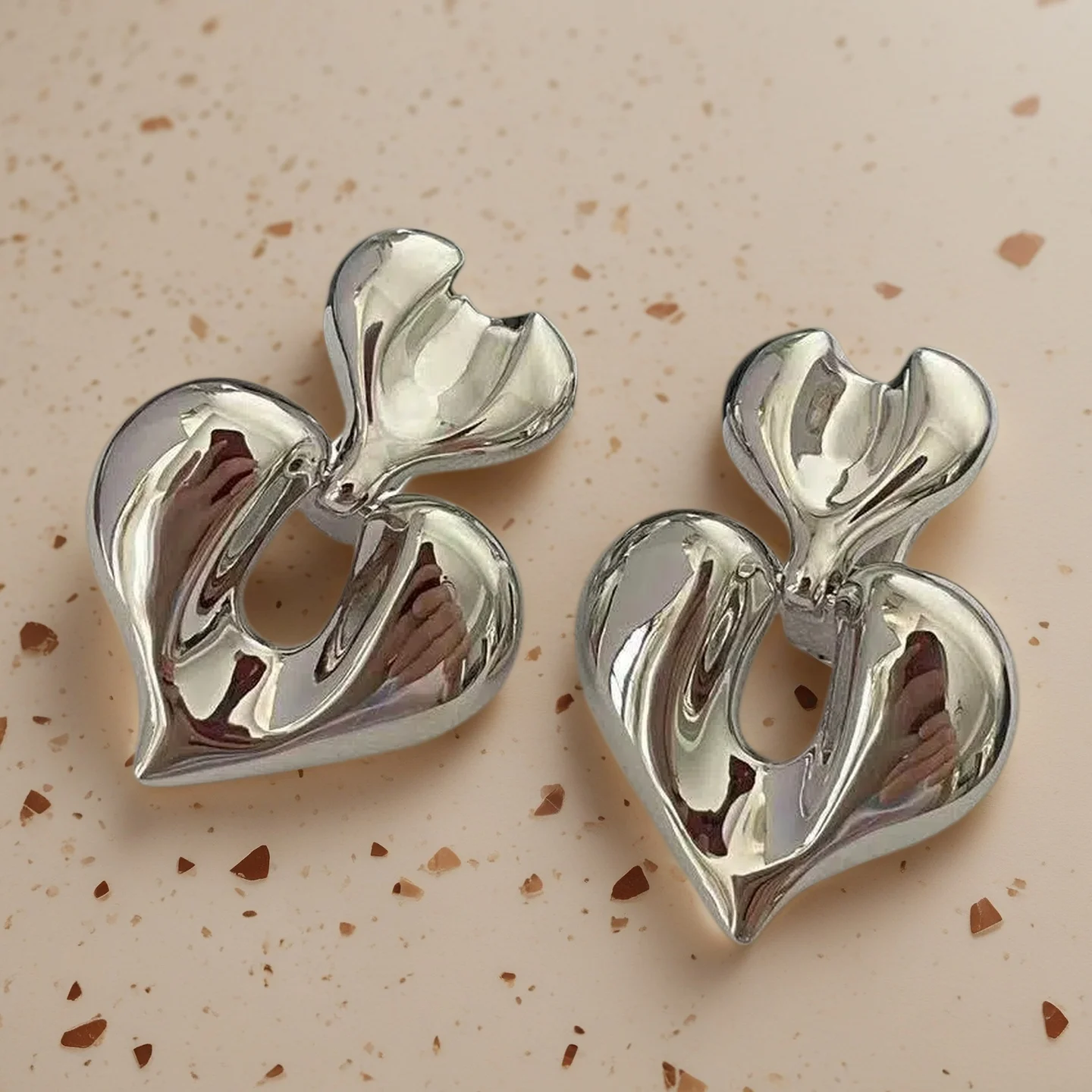 Yuri Ailey Irregular Hollow Heart Drop Earrings Polished Silver Gold Abstract Curved Heart Studs Minimalist Party Jewelry Gift