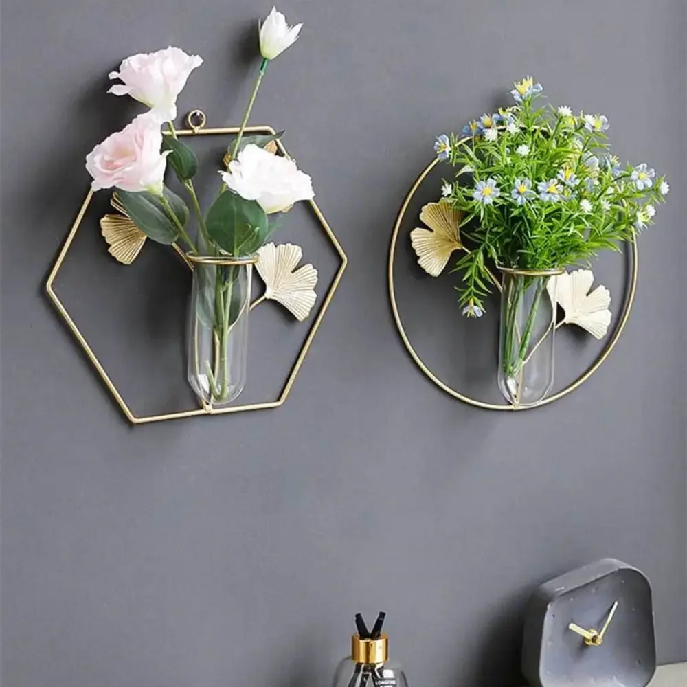 

1 Pc Artificial Flowers Hanging Flower Pot Wall Planter with Faux Flowers, Fake Flowers Balcony Decor Vase for Wall Hydroponic W