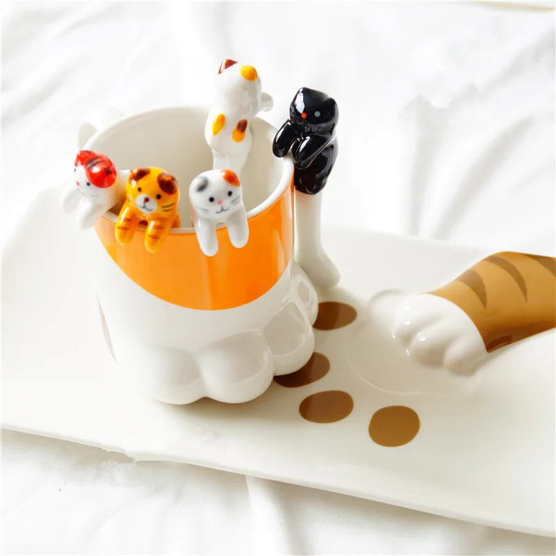 Ins Ceramic Coffee Mug Hanging Ear Mixing Scoop Ice Cream Dessert Scoop Hand-painted Three-dimensional Cat Hanging Scoop