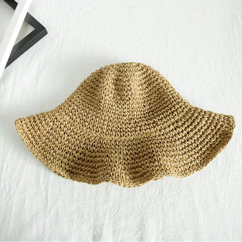 Women Summer Hats Sun Beach Straw Hat for Ladies Wide Wave Brim Folded Outdoor Caps Leisure Holiday Raffia Sunscreen Cap Visors