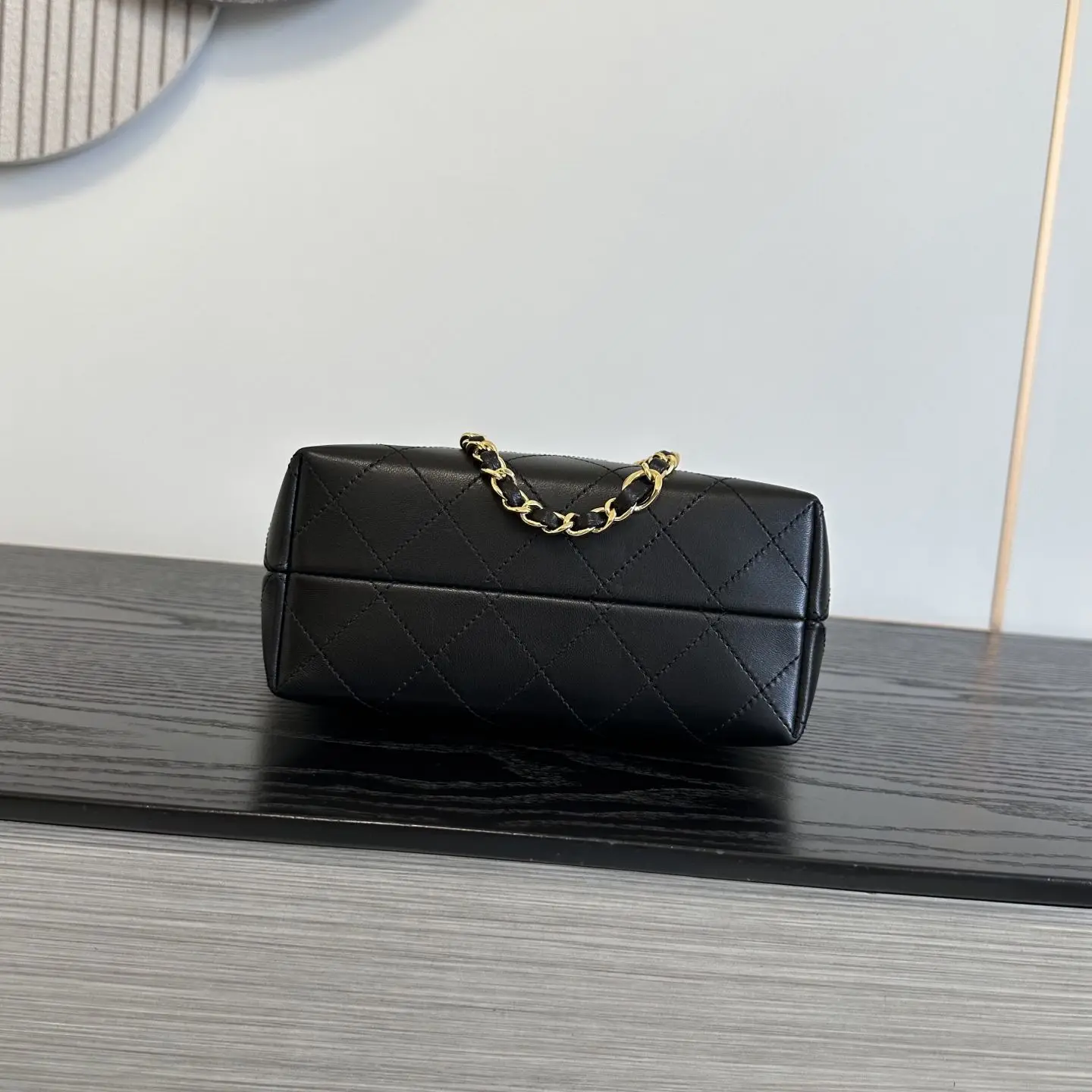 Classic Designer Ladies Top‑Handle Crossbody Bag Anti‑scratch PU Leather Vintage Classic Craftsmanship Reasonable Inner Partition Removable Shoulder Strap Multifunctional Fashion Purse For Business Travel Dating Party