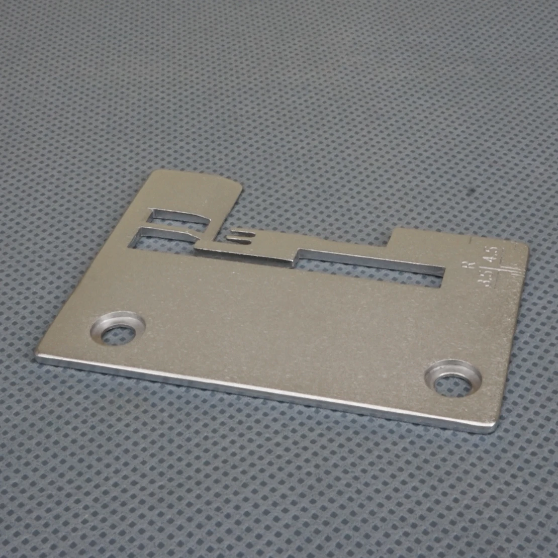 LETAOSK High Quality Needle Plate Fit for Pfaff Singer Serger 14SH654 14U544 14U554 14CG754 744 550443-452