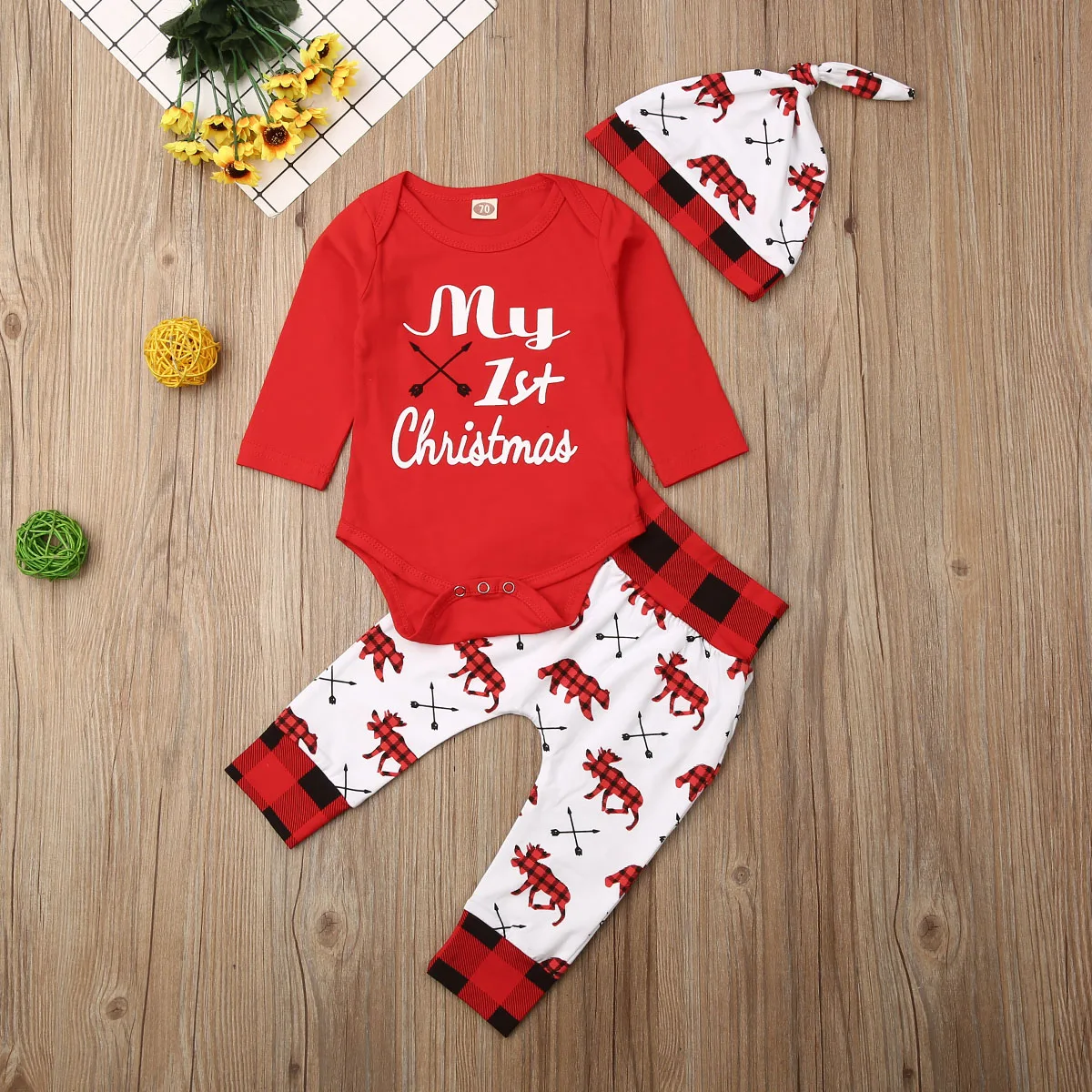 

Baby Xmas 3PCS Outfit Set Long Sleeve Letter Pattern Envelope Neckline Romper Long Animals Printed Pants Beanie Hat Set