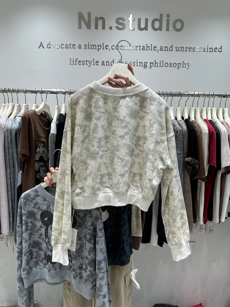Heavy Industry Tie-Dye Embroidery Cartoon O-Neck Short Sweatshirt Women's Autumn Loose Age-Reducing High-Waist Design Hoodies