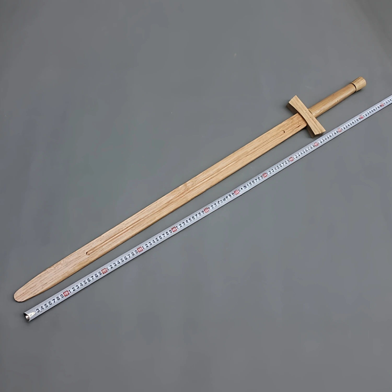 Western-style sword, European-style sword, two-handed sword, morning practice sword, wooden sword, unsharpened, performance practice prop