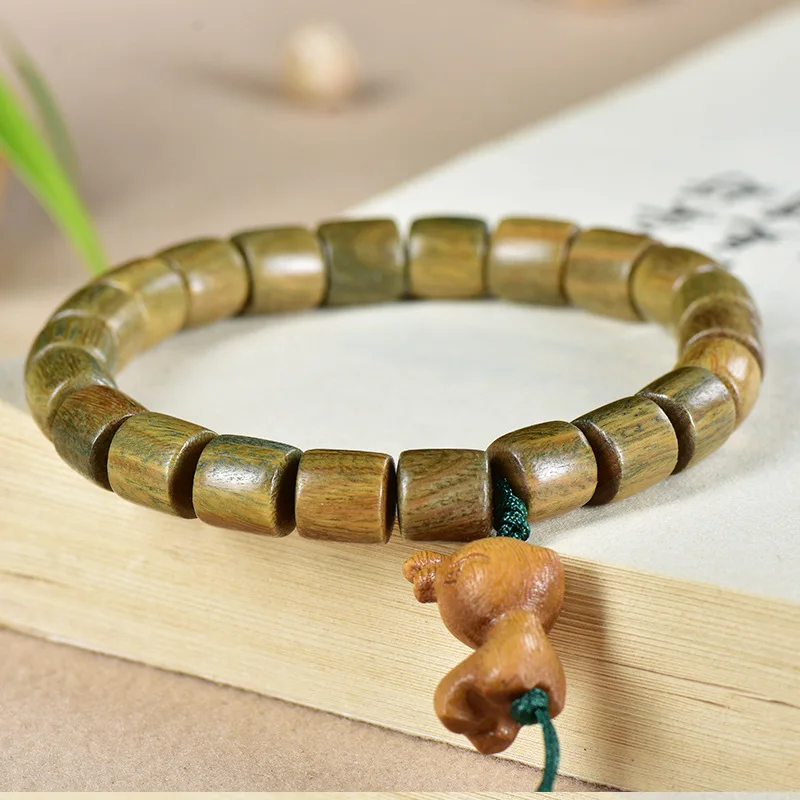 

8mm Barrel Bead Green Sandalwood Bracelet with DIY Deer Pendant Couple Bracelets for Men and Women Gifts