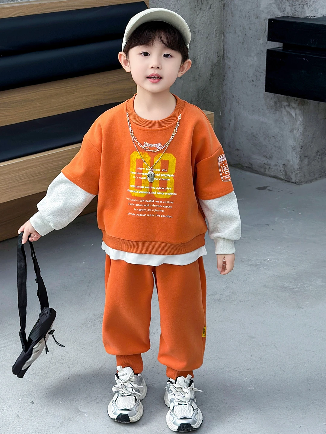 

Крутой спортивный комплект для мальчиков: повседневная одежда с длинным рукавом и брюками, модный осенний наряд из двух предметов для детей