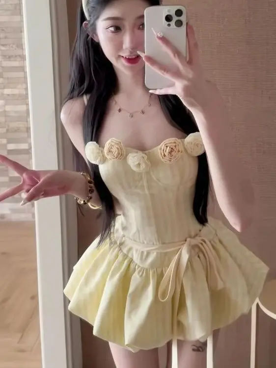 

Korean Sweet Girl Personality Three-Dimensional Flower Bud Dress Shorts Two-Piece Set Summer New Women's Fashion Set