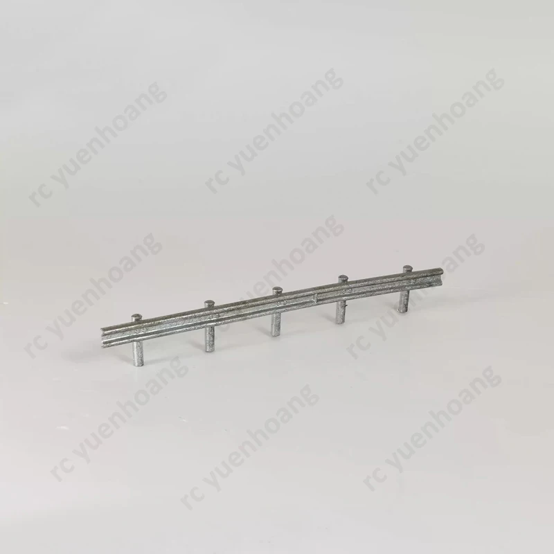 1PCS 1/64 Scale High-speed Guardrail Model Resin Simulated Protective Fence Highway Scene Decoration Accessories for RC Car