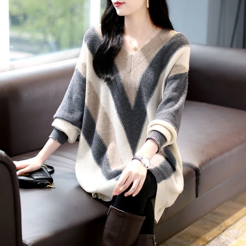 Vintage Korean Fashion V-neck Striped Long Sleeve Knitted Sweater for Women Autumn Winter Casual Loose Tunic Pullover Top Female