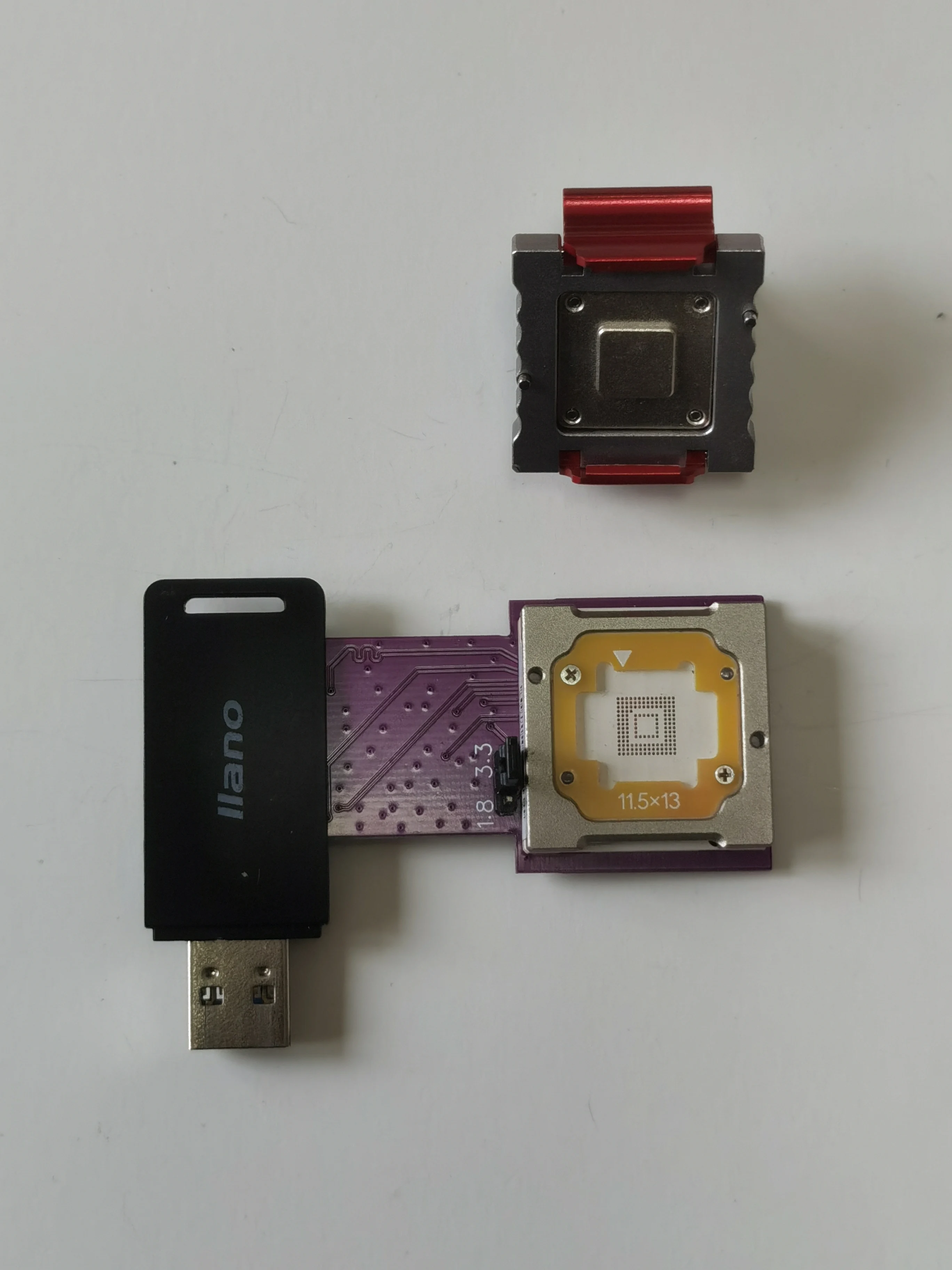 EMMC Adapter, BGA153 to SD Card, Supports 3.3V and 1.8V Conversion