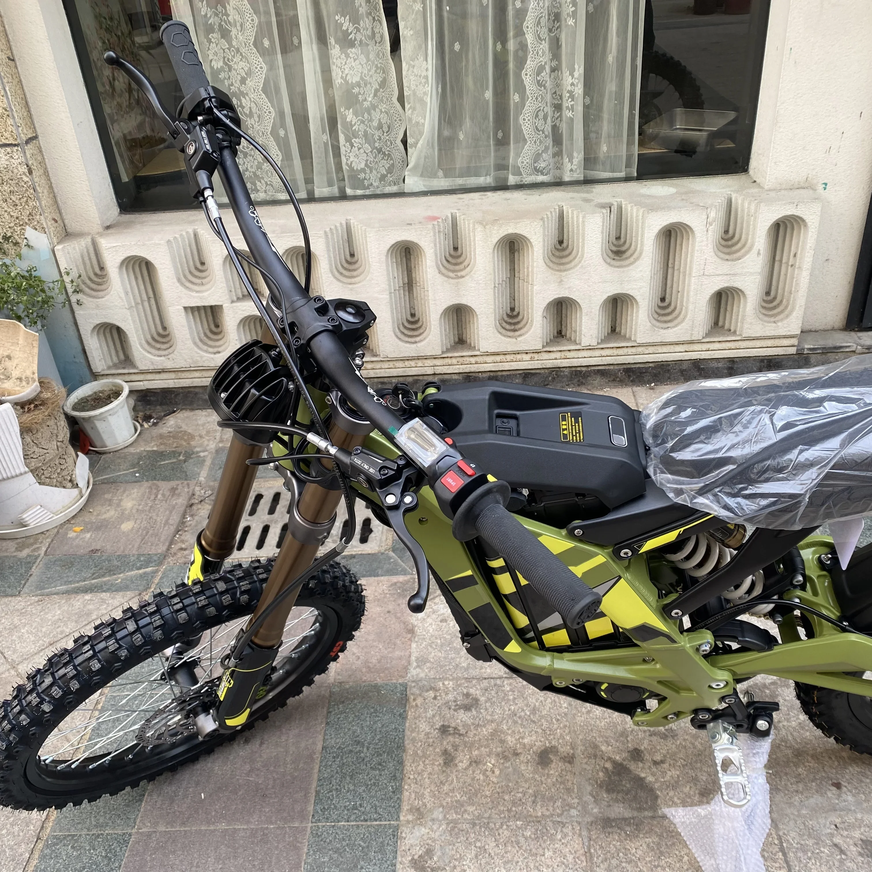 SXLL 2025 Newest Light Bee X 8 - 8000W Stealth Bomber Ebike 评论和价格