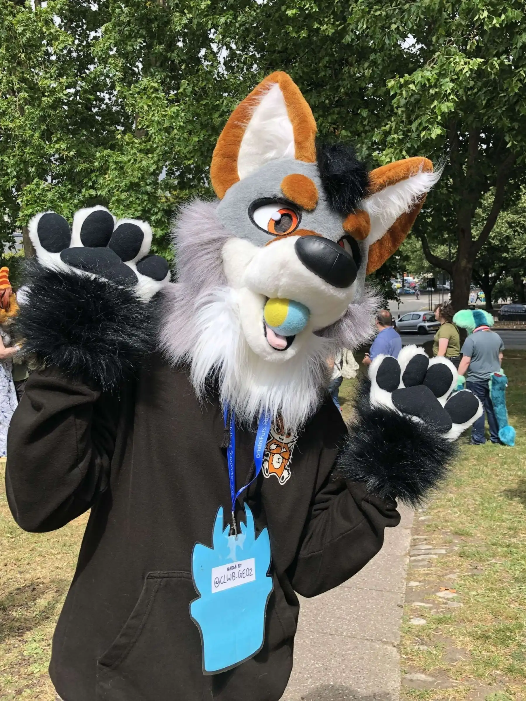 Brown Long Fur Husky Wolf Fursuit Head Hand Paws Tail Furry Fox Dog Mascot Costume Accessories Adults Halloween Party Props view 2