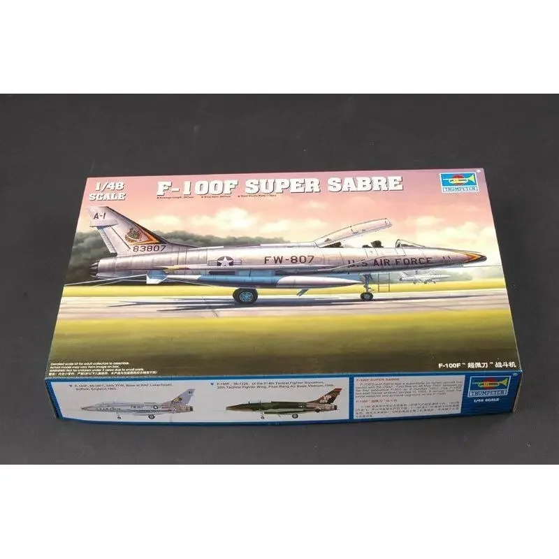 Trumpeter 02840 1/48 F-100F Super Sabre - Scale Model Kit