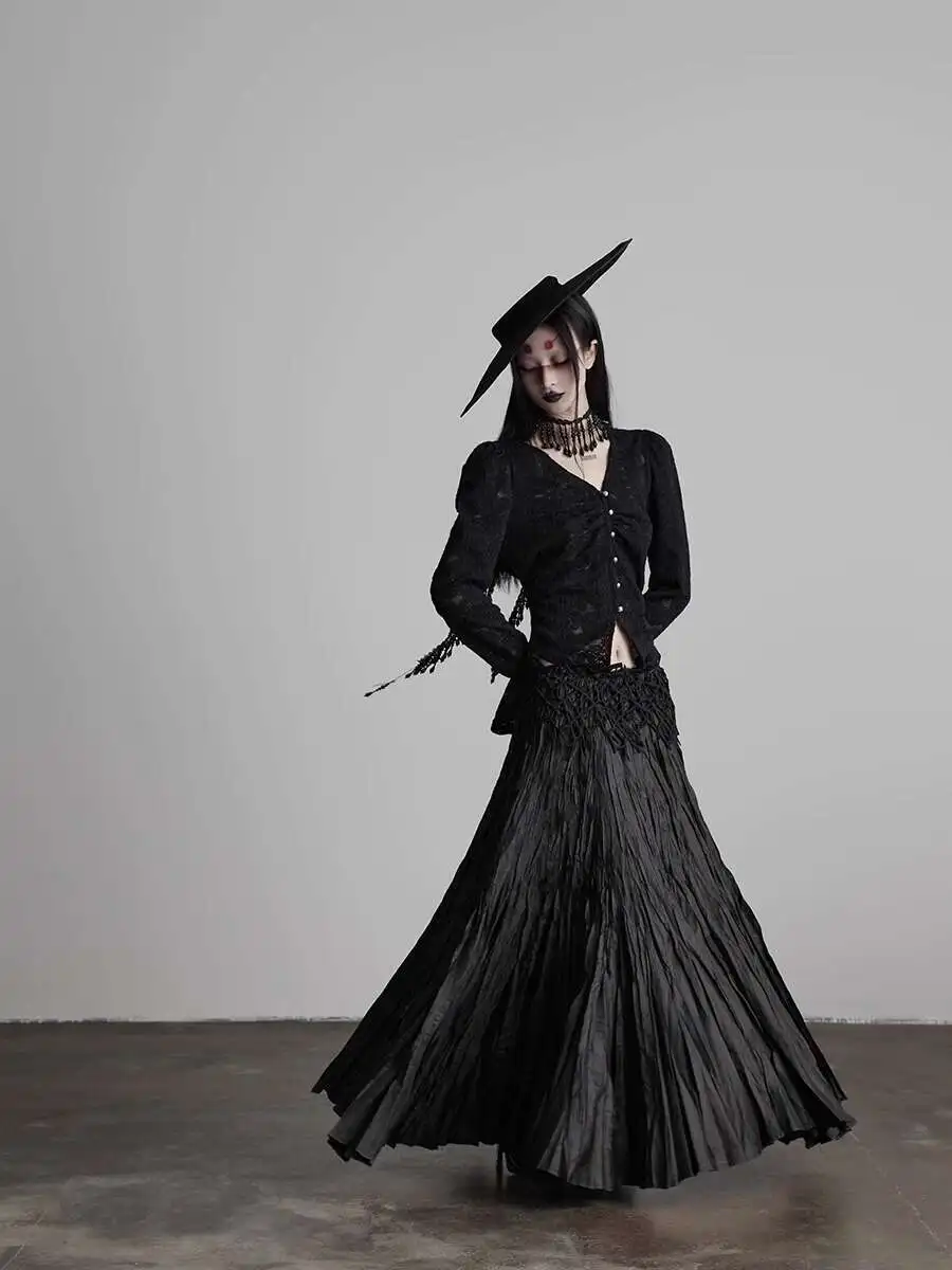 UMI MAO Nirvana Tree Root Yamamoto Dark Folded Irregular Half Length Skirt For Women Spring Summer Design Sense Skirt Femme Y2K