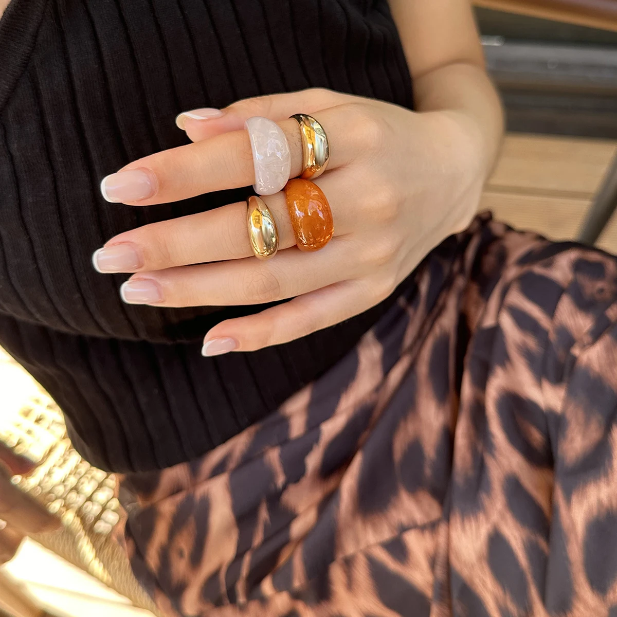 KunJoe 4Pcs/Set Vintage Smooth Water Drop Open Rings for Women Bohemia Colorful Resin Acrylic Round Joint Rings Design Jewelry image 3