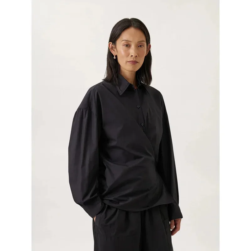 Sky06 ファッションパーソナリティレディースシャツラップシャツ女性の新しい非対称シングルブレスト長袖シャツ春/66liU&