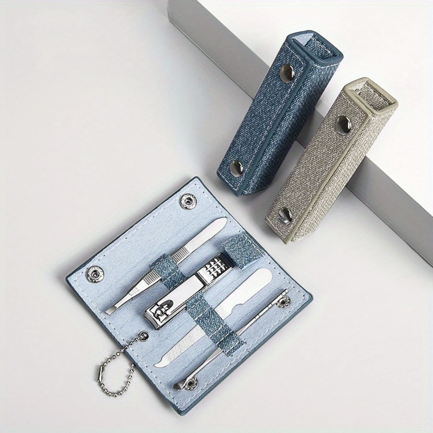 Портативный набор для ухода за ногтями из 4 предметов с ножницами для ногтей, пилочкой для ногтей, пинцетом для волос на лице, ушной выборкой - набор для ухода за глазами из углеродистой стали