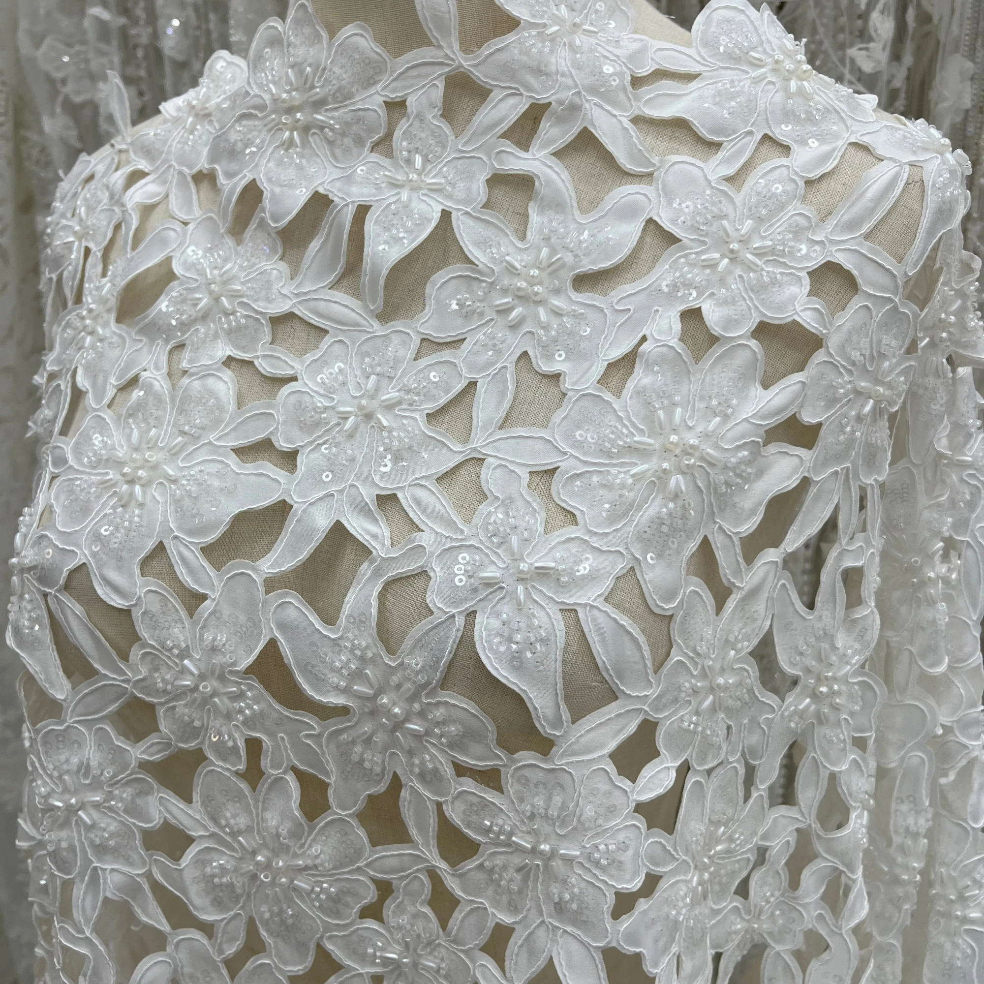 Embroidery Gradient - Luxury satin handmade hollow-out design with