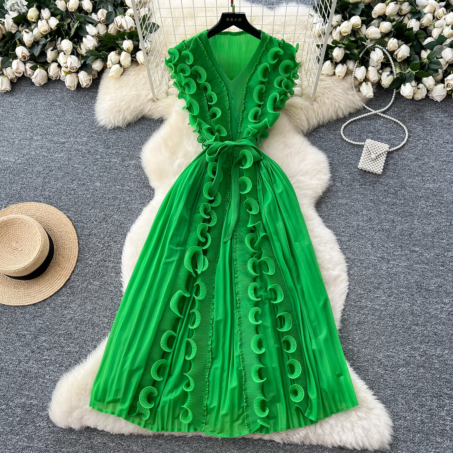 

Pleated Dress for Women Summer 2025 Fashion Three-dimensional Lace Straps Waist Cinching Sleeveless Tank Long Dresses