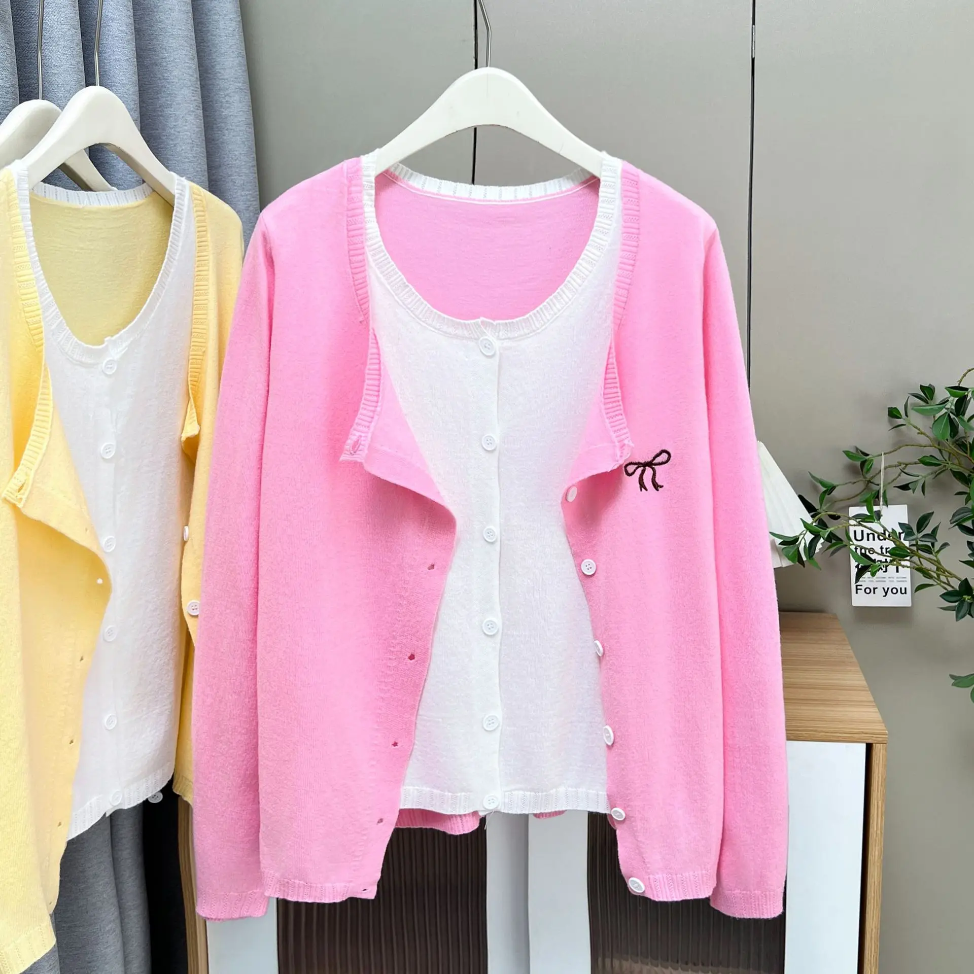 Fashion Plus Size Women's Sweaters Autumn New Style Stylish And Fresh Embroidered Bow Fake Two Pieces Knitted Cardigan 3506