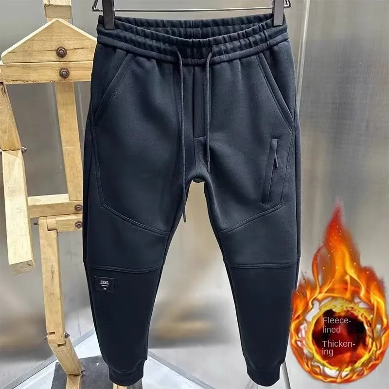 Pantaloni da jogging casual ispessiti in peluche per uomo in autunno e inverno Nuovo abbigliamento sportivo da esterno resistente al freddo e caldo