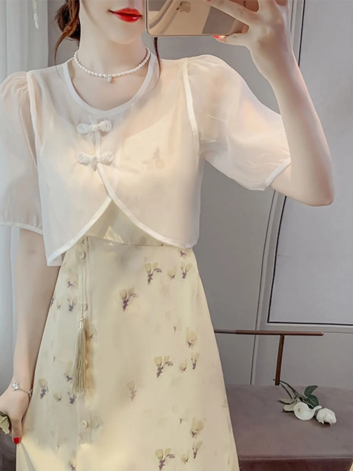 

Новая китайская женская блузка с воротником-стойкой, защитой от солнца, из тонкого шифона, с пуговицами, летняя, укороченная, в французском стиле