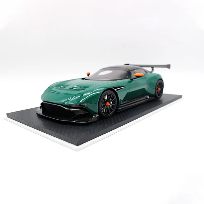 1:18 Scale Martin VULCAN Simulation Car Model Resin Diecast Toy Vehicle For Adult Fans Collectible Gift Static Display