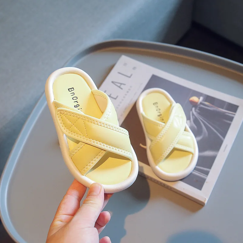 

Yellow Kids Hook & Loop Versatile Flat Children Boys & Girls Crossover Open Toe Casual Beach Slippers 2022 Kids Fashion Korean