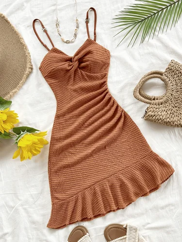 Imagen 1 del producto Un vestido halter puro y sexy que es ajustado y adelgazante, con bordes con volantes y un vestido corto que abraza la cadera para mujer.