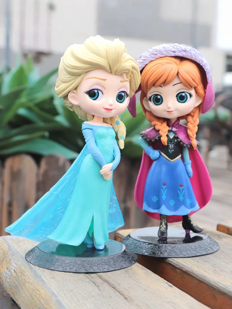 Prinzessin Q Elsa Anna Figuren PVC-Modell Puppe Action-Sammlerfigur Spielzeug für Kinder Geschenk Schreibtisch-Dekoration