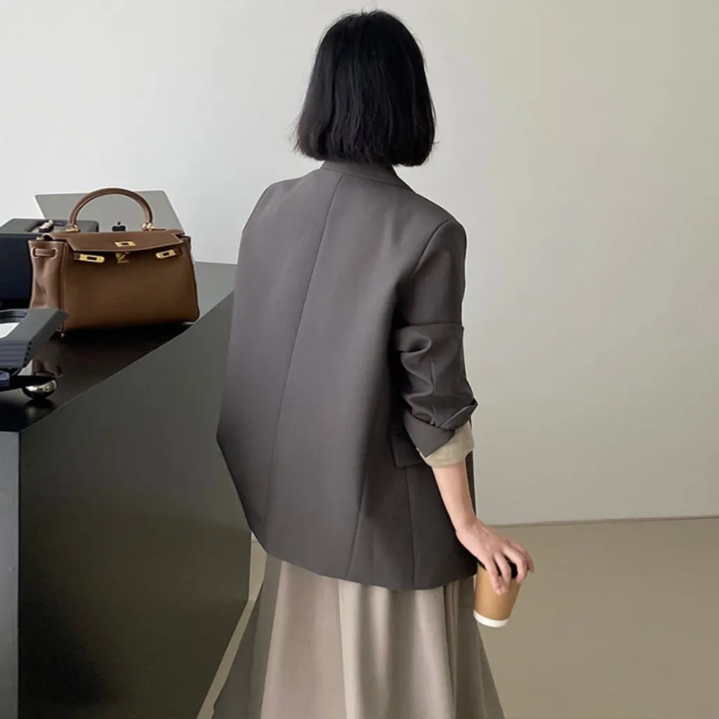 

Серый повседневный женский маленький пиджак ранней осени, дизайнерская верхняя одежда черного цвета в корейском стиле для женщин