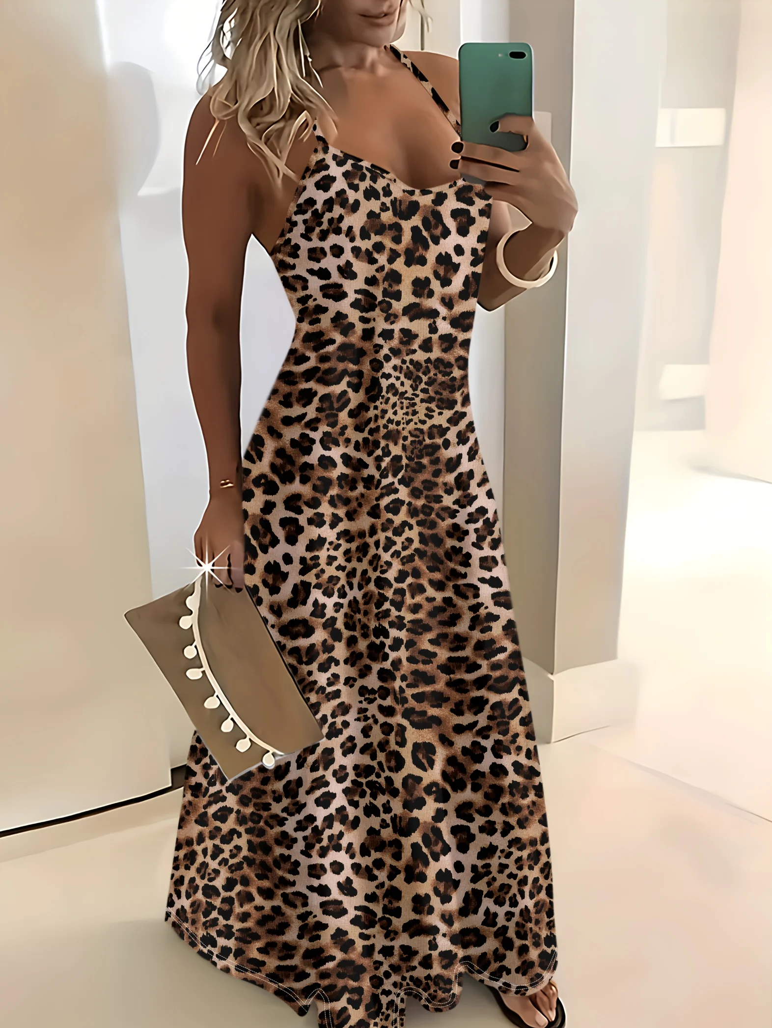 

Платье макси на тонких бретелях с принтом: коричневое, черное, бежевое, с леопардовым принтом