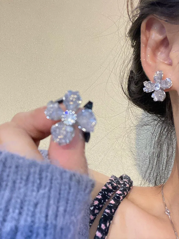 Acrylic Zircon Crystal Flower Earrings Blue Natural Stone Gray Women Earring KPOP Jewelry Trendy Jewelry Gift