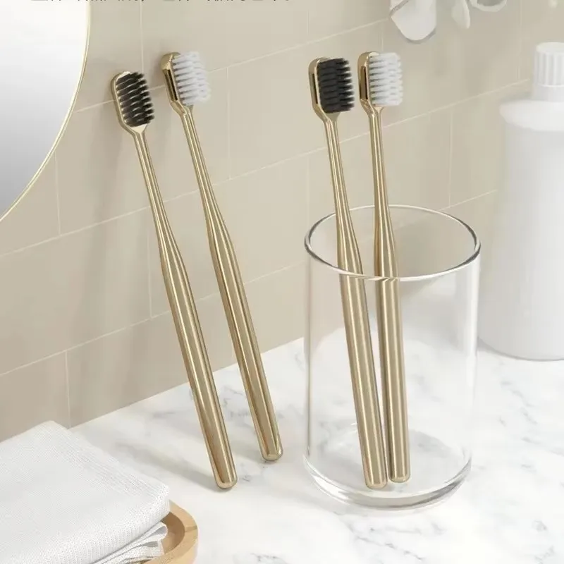 1/2/3/4pcs Portable Electroplate Soft Toothbrush Gold Silver Lightweight Adult Tooth Brush Soft Bristles Dental Brushes Men