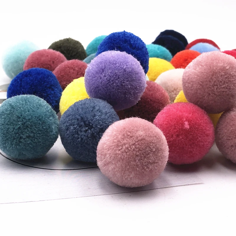 30Pcs/Pack 40mm Cashmere Ball Pompom DIY Wedding Home Velvet Ball Crafts Clothing Jewelry Scarf Sewing Pompoms Craft Accessories