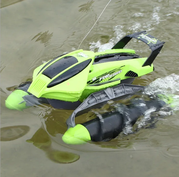 4CH 2.4GHz RC Stunt Car Remote Control Racing Car Driving on Water and Land Amphibious Electric vehicle snowmobile Beach car toy