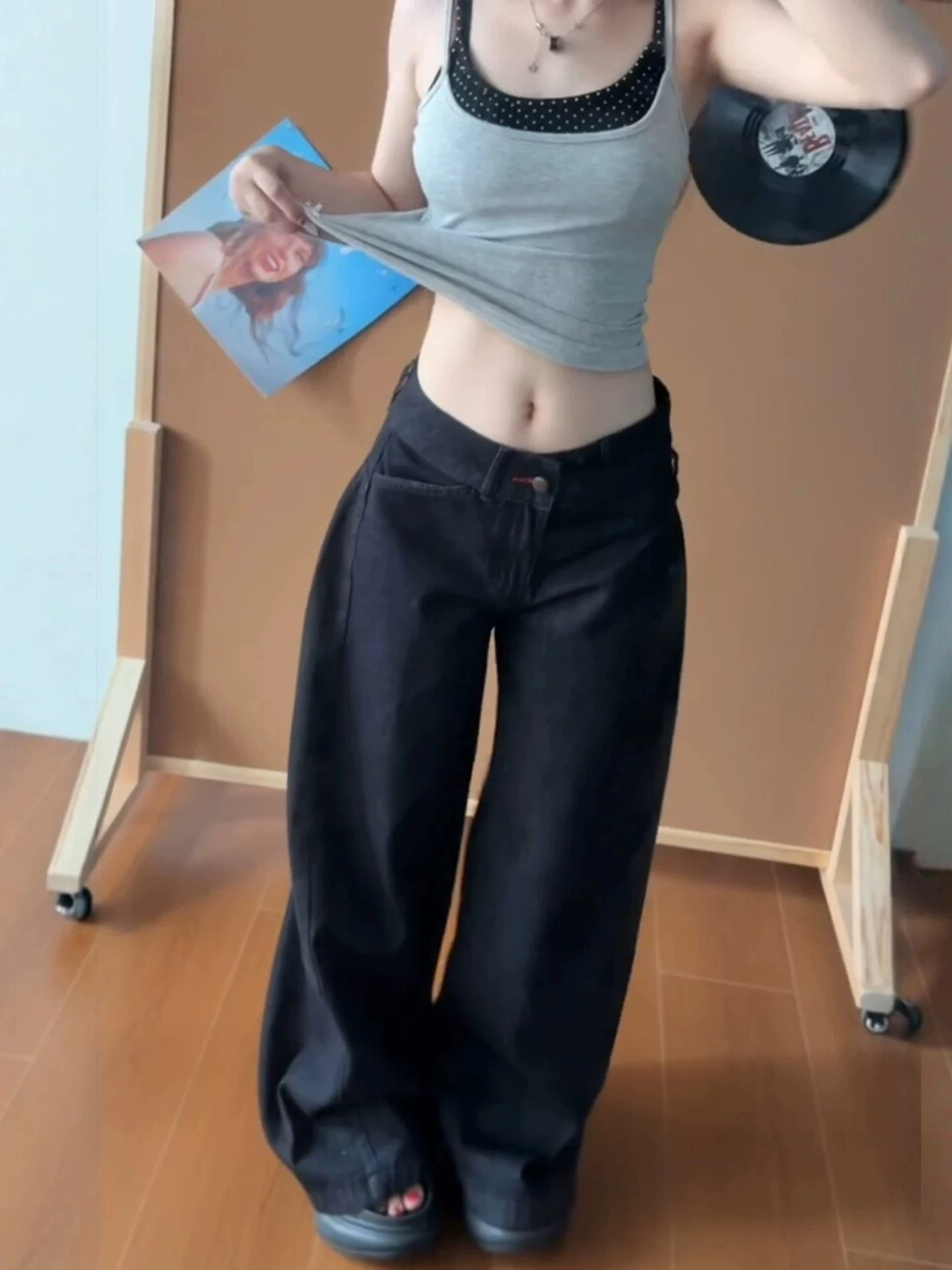 Loose Casual Low Waist Wide Leg Jeans Women's Floor Length Knife  Original Denim Red Button Hole Straight Street Vibe