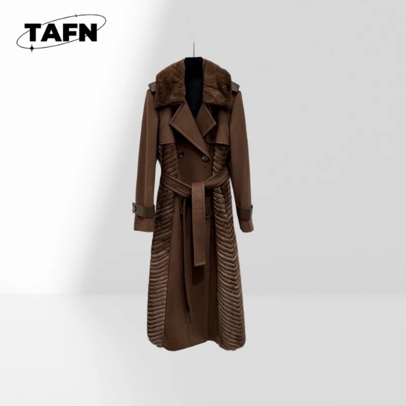 Simple Style Windbreaker Jacket for Autumn  Trench Jacket with Large Pockets for Women Simple Lapel Collar Trench Coat AJ1501