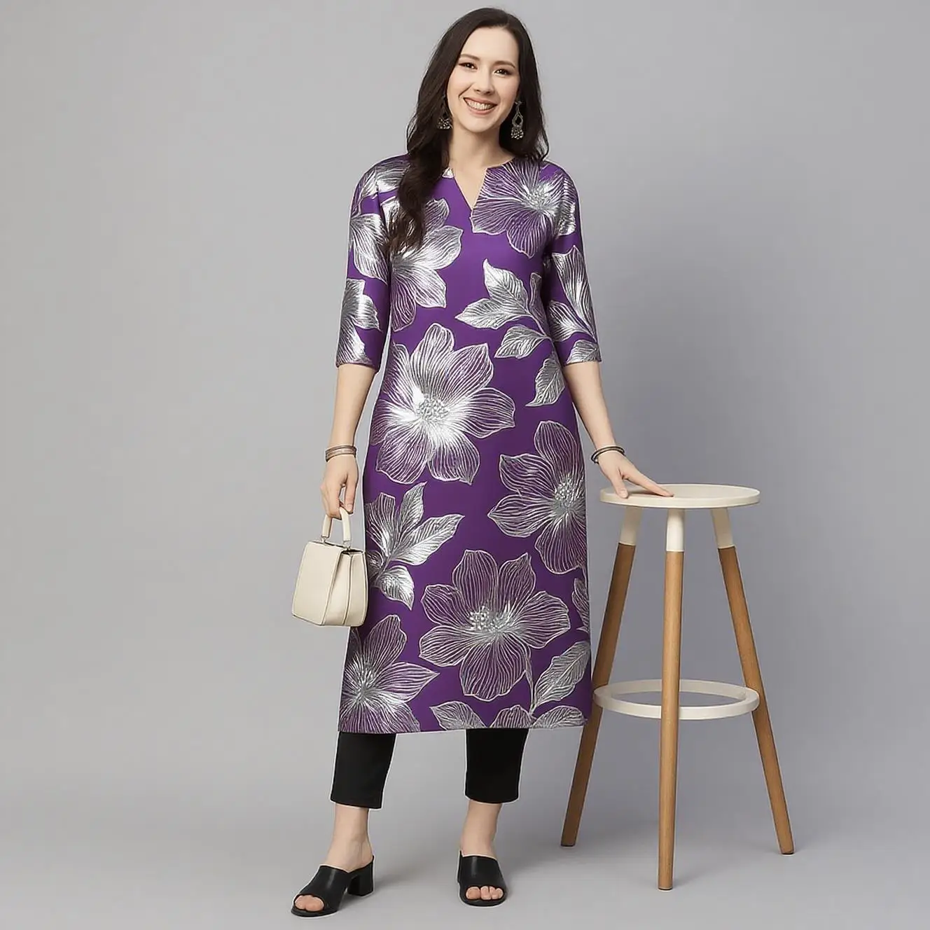 مسلم 2026 المرأة كورت عصرية وأنيقة مستقيم أنبوب عادية الطاووس نمط جديد فستان مريح عبايات فام