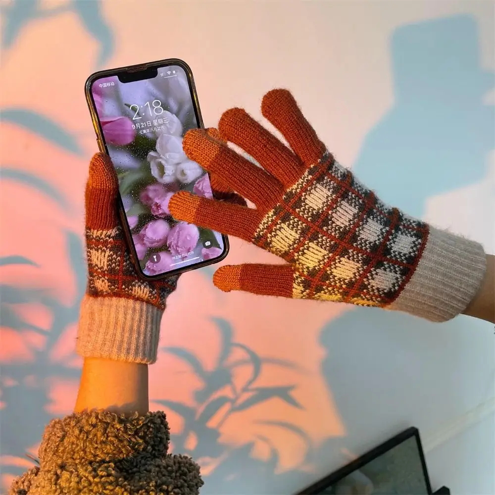 

Fashion Knitting Warm Gloves Elastic Thicken Knitted Mittens Stretch Checkerboard All Finger Gloves for Men