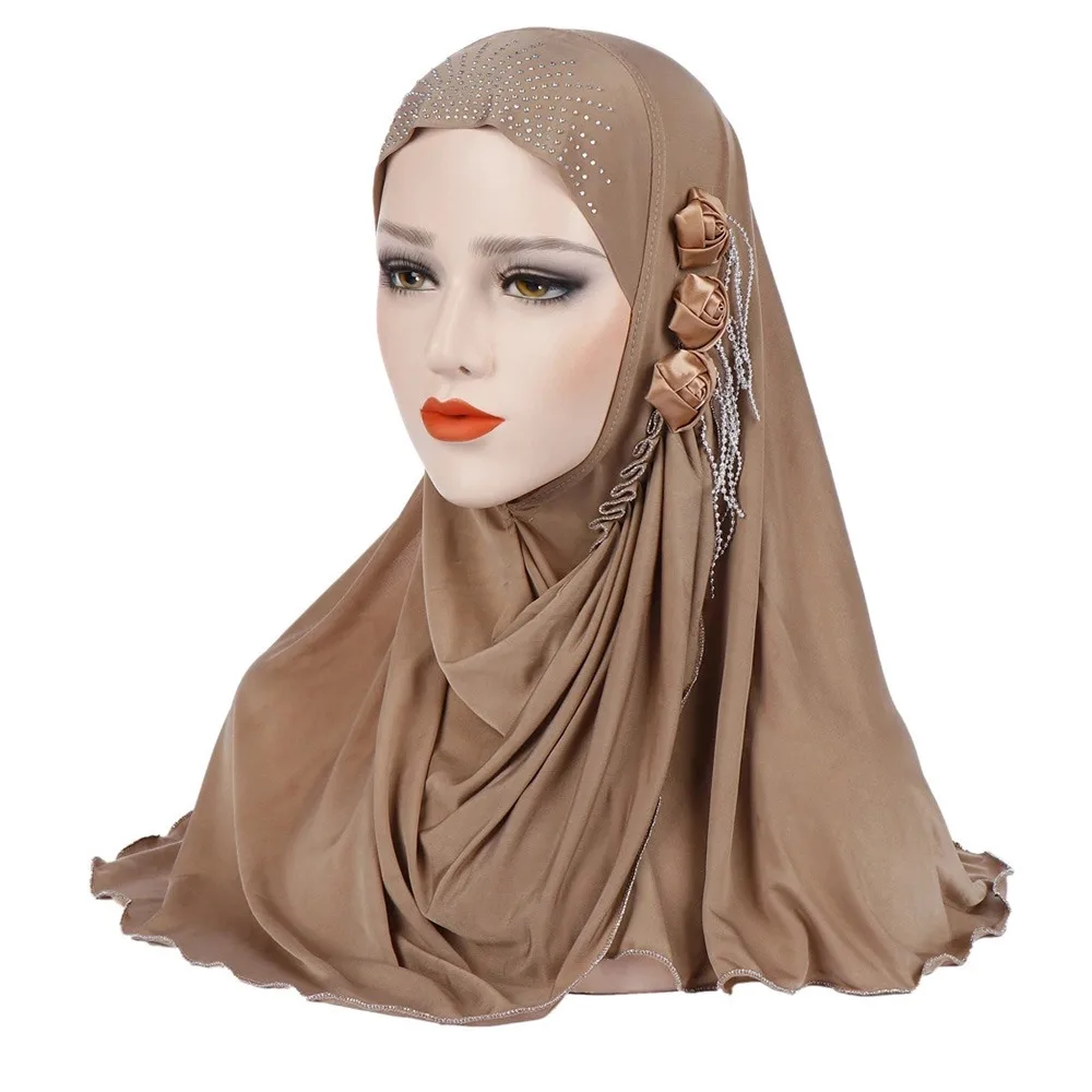 

Ice Silk Women's Hijab Side Floral Tassel Lightweight Islamic Headscarf Breathable Soft Fabric Muslim Turban for Daily Wear