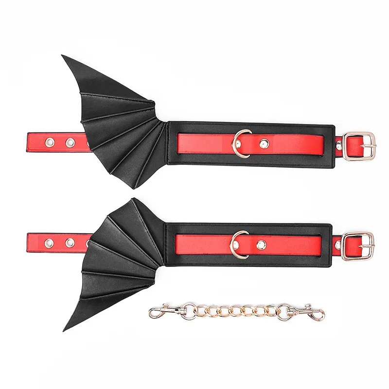 أصفاد جنسية على شكل خفاش مع أجنحة جلدية قابلة للتعديل ثلاثية الأبعاد SM دعامة لضبط الجسم للزوجين يمزح لعبة الجنس للبالغين