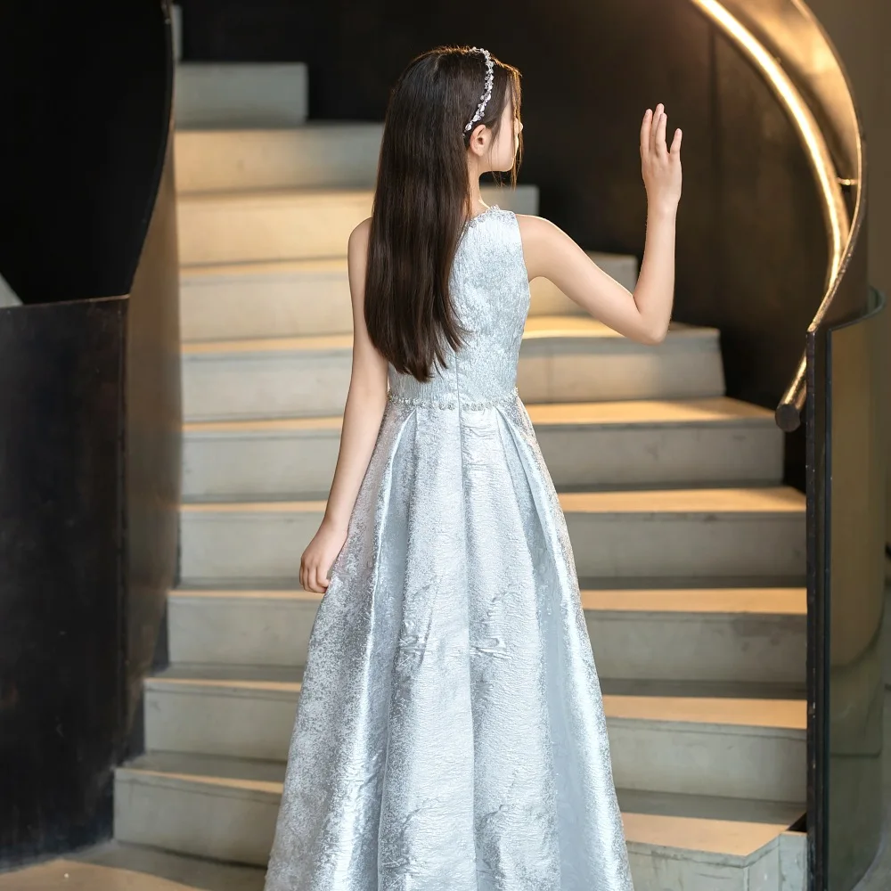 Young girl big child piano host Princess dress violin recitation performance evening dress temperament long style