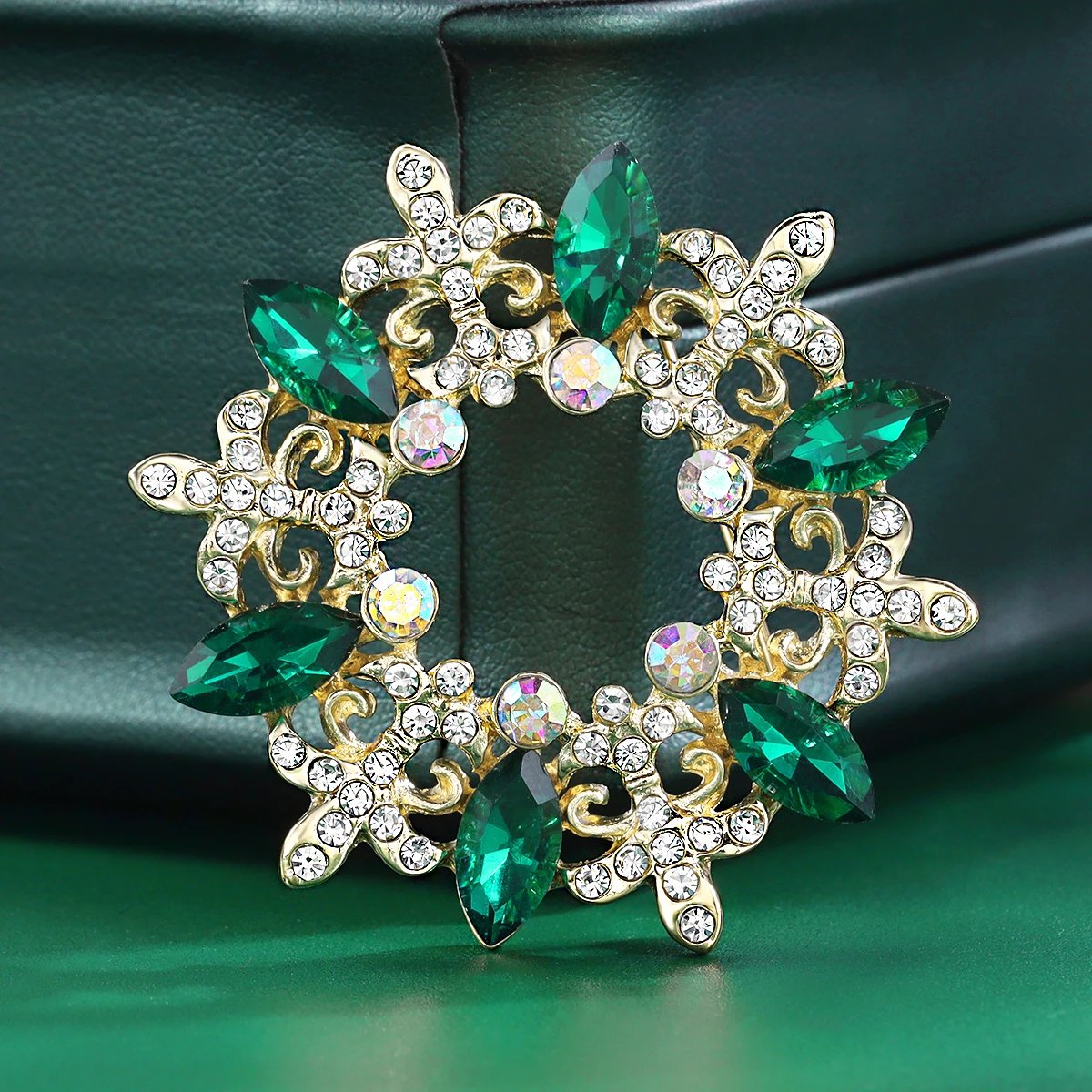 WEIMANJINGDIAN Brand New Arrival Green Crystal Floral Garland Pins and Brooches for Women