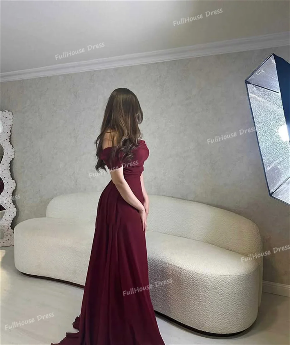 Maßgeschneidertes, klassisches, schulterfreies, plissiertes, sexy Etui-Abend-Brautkleid aus Chiffon, rückenfreies, bodenlanges Ballkleid mit Hof