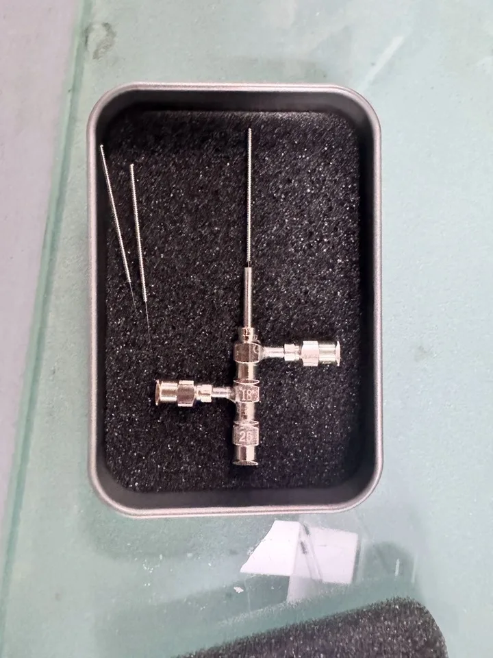 Tri-coaxial Needle for Electrospinning with Dual Needle Holder Inlet Nozzle Multi-layer Coaxial 3D-printed Microfluidic Device