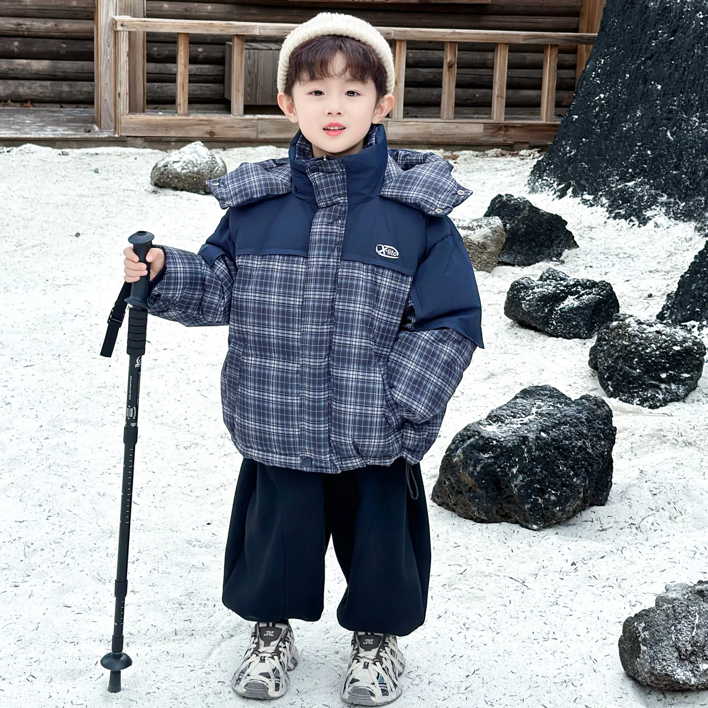 

Children's down Jaet Winter Clothes 90 down White Du Feather Coat New 2025 Boy Winter Warm Cotton Clothes Trendy