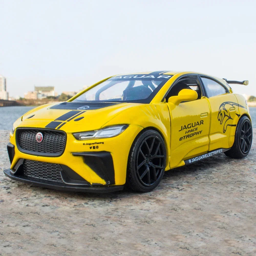 

1:32 Jaguar I PACE Racing Police Alloy Car model Diecasts & Toy Metal Police Vehicles Car Model Simulation Sound Light Gift